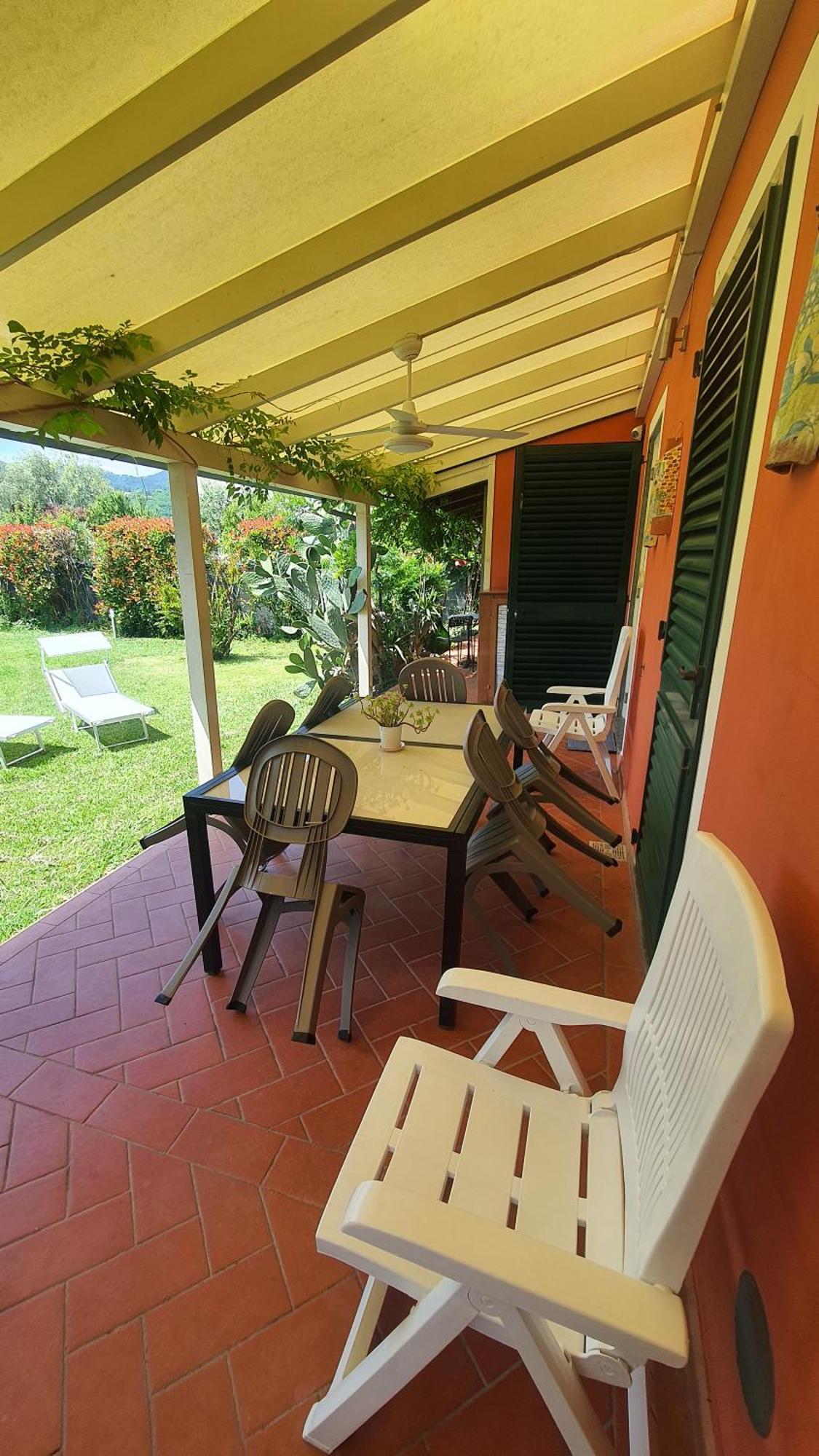ルッカ La Casa Delle Buone Lettureヴィラ エクステリア 写真