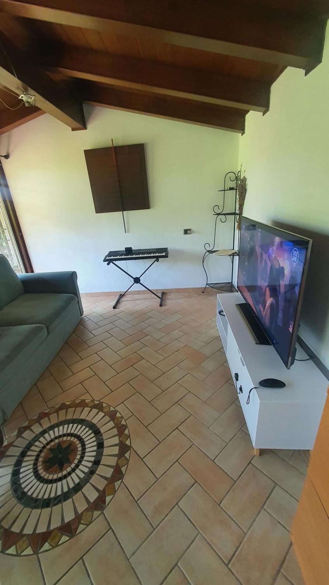 ルッカ La Casa Delle Buone Lettureヴィラ エクステリア 写真